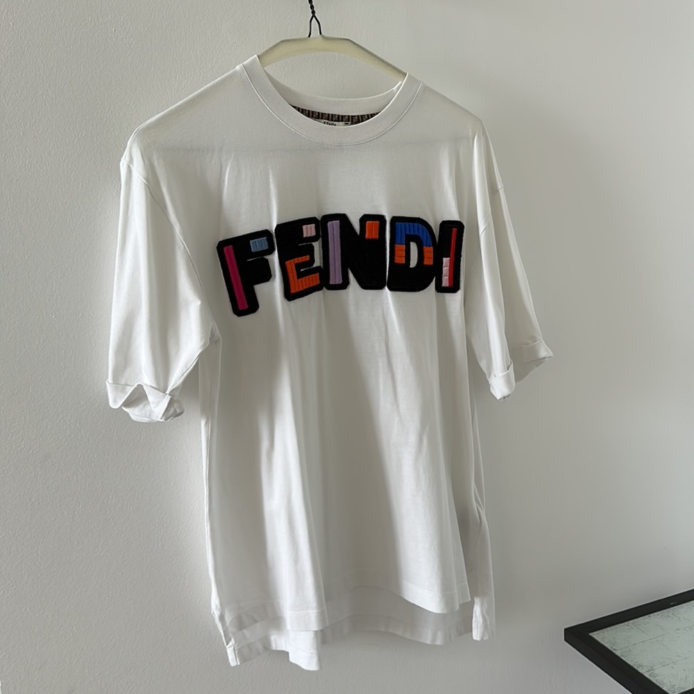 Fendi t shirt authentic - Picture 2 of 3
